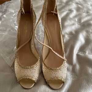 Gianvito Rossi Gold Elegant Heels
